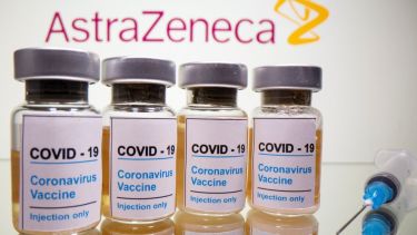 AstraZeneca respondió por la demora en la entrega de vacunas: llegan a partir del primer semestre de 2021.