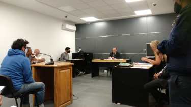 El juez de garantías Juan Pablo Laurence dirigió la audiencia de formulación de cargos contra Sergio Matías Vázquez. (Foto Gentileza)
