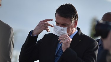 Bolsonaro anunció un comité nacional junto con el Congreso y el Tribunal Supremo para combatir la pandemia de coronavirus. 