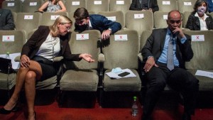 Críticas de la oposición al discurso de la gobernadora Carreras