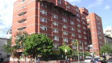 El Hospital Español atiende a 71 mil personas afiliadas de PAMI, y es el mayor centro de derivación de pacientes de coronavirus de la Ciudad. 