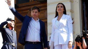 Kicillof negó que su esposa haya ofrecido vacunarse a Sarlo