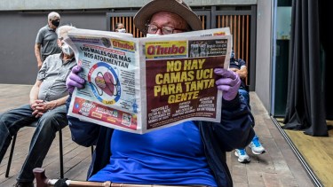 En Colombia, los 8 millones de habitantes de Bogotá también empezaron hoy un cierre total que estará vigente al menos hasta el lunes para frenar el avance del coronavirus. Foto: JOAQUIN SARMIENTO / AFP
