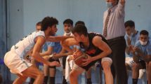 Imagen de Brote masivo de coronavirus en el equipo de básquet de Centenario