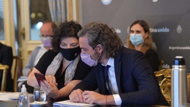 El jefe de Gabinete defendió el rol del ministerio de Salud en la compra de vacunas. 