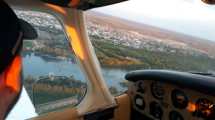 Imagen de Choele Choel desde el cielo, la tierra y el río