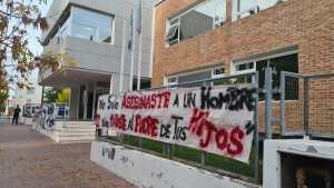 Juzgan a la mujer policía por el crimen de su pareja: quieren perspectiva de género