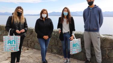 En Barliloche, Carreras encabezó la entrega de los primeros aportes del programa “Proyección Olímpica”.