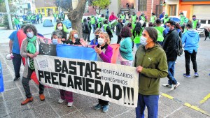 Trabajadores de salud denuncian faltante de medicamentos en hospitales de Río Negro