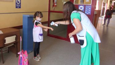 Neuquén apunta a la presencialidad en las escuelas - (Foto: archivo Oscar Livera).