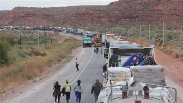 Salud comenzó a cortar las rutas de manera ininterrumpida el miércoles a la madrugada. (Archivo Oscar Livera)