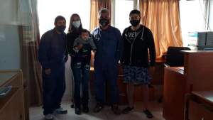 Thiam, el bebé de Centenario salvado por los bomberos, se reencontró con sus héroes