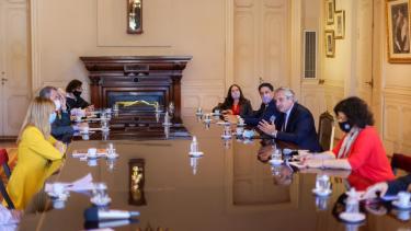 "Las aulas no son el problema, el problema es la circulación”, aseguró Fernández.