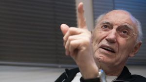 Tras un confuso viral, Cacho Fontana desmintió su propia muerte