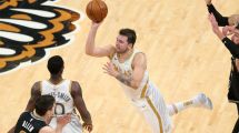 Imagen de El tiro increíble de Doncic para ganar el partido sobre la chicharra