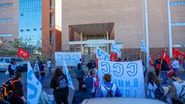 Movilización a la Ciudad Judicial en Roca contra la criminalización de la protesta. Foto: Juan Thomes