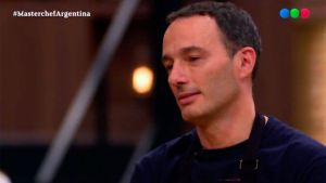 Fernando Carlos fue eliminado de Masterchef Celebrity y se despidió entre lágrimas