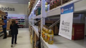Hay volumen, pero falta variedad de productos en las góndolas regionales