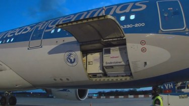 Llegaron 384 mil vacunas contra el coronavirus desde China