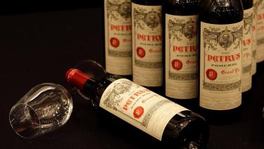 Luego de un año en el Espacio esperan que un vino añejado se venda en un millón de dólares