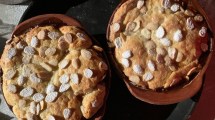 Imagen de Cobbler almendrado de membrillo y peras