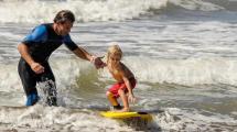 Imagen de Los Passeri y un legado surfer de generación en generación