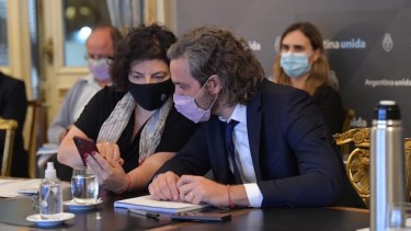 La ministra de Salud Carla Vizzotti advirtió: "hay medidas que están vigentes pero no se están cumpliendo". 
