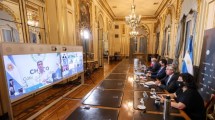 Imagen de El presidente se reúne con 12 gobernadores para analizar las restricciones
