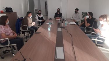 Además del avión sumarán cascos de respiración y se están gestionando tubos de oxígeno para el hospital local. (Foto: gentileza)