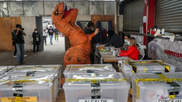 Una escena de las elecciones chilenas, que dejaron grandes sorpresas.