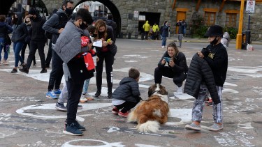 La Ecotasa fue instrumentada en 2017 y la debe pagar cada turista por noche de alojamiento en Bariloche. Archivo