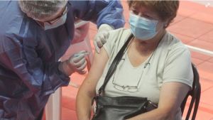Sigue hoy la vacunación a demanda en Neuquén para completar Sinopharm