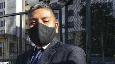 Chocobar habló con la prensa a la salida de los tribunales y dijo: "fue mucha la gente que brindó su apoyo y por eso le agradezco".