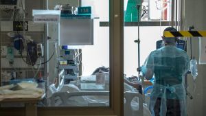 La segunda ola de covid tiene cifras alarmantes en Neuquén: se duplicaron las muertes