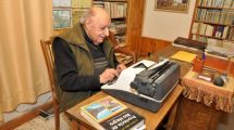Imagen de Cultura busca  revalorizar el acervo del escritor Elías Chucair