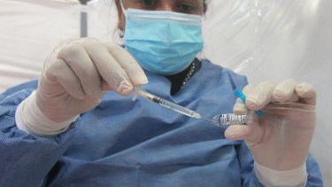 El operativo de vacunación en Neuquén. Foto: Oscar Livera