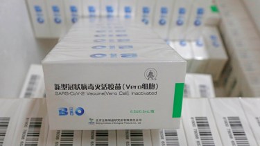 La vacuna china Sonopharm se colocará por tercera vez a mayores de 50 años. Foto: Juan Thomes