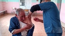 Imagen de Pobladores rurales de la Región Sur reciben asistencia médica y la vacuna contra el COVID