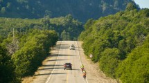 Imagen de Los argentinos prefieren viajar, antes que comprar un auto o conocer el amor