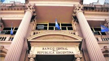 Imagen de Economía: advierten sobre aumento del stock de Leliqs y el déficit del Central