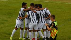 Cipo le ganó al equipo de Tinelli y es único líder en el Federal A