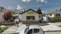 Imagen de Trabajadores de la Defensoría del Pueblo de Bariloche reclaman que se designe un responsable