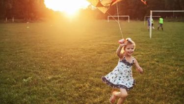 La posibilidad de contar con espacios abiertos ayuda al desarrollo de los más pequeños.