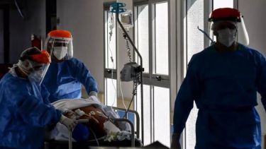 El personal de Salud, en la primera línea de atención.-
