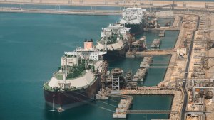TotalEnergies desembarca en un multimillonario proyecto de GNL en Qatar