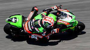 Rea tuvo un cierre impecable en el Superbike