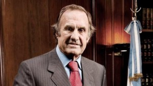 Carlos Reutemann sigue estable, según el último parte médico