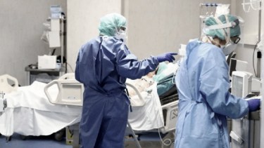 El porcentaje de ocupación de camas UTI es del 67,6%. (Foto: Télam)