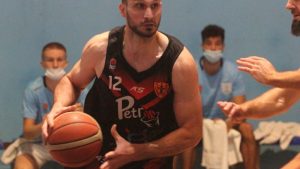 Catelotti llegó a Centenario y el Federal de básquet espera las nuevas sedes