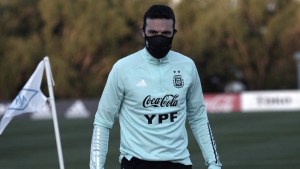 Scaloni piensa en un nuevo equipo, entre jugadores agotados y amonestados